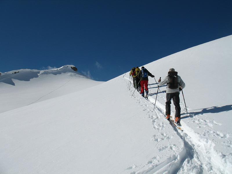 20090310_safien4michi 022.jpg - Bald sind wir auf dem Schiberg